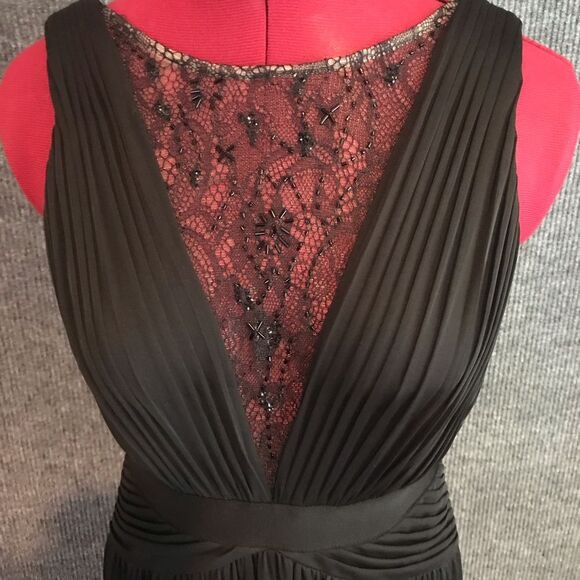 Adrianna Papell Beaded Vneck Dress - Picture 5 of 13